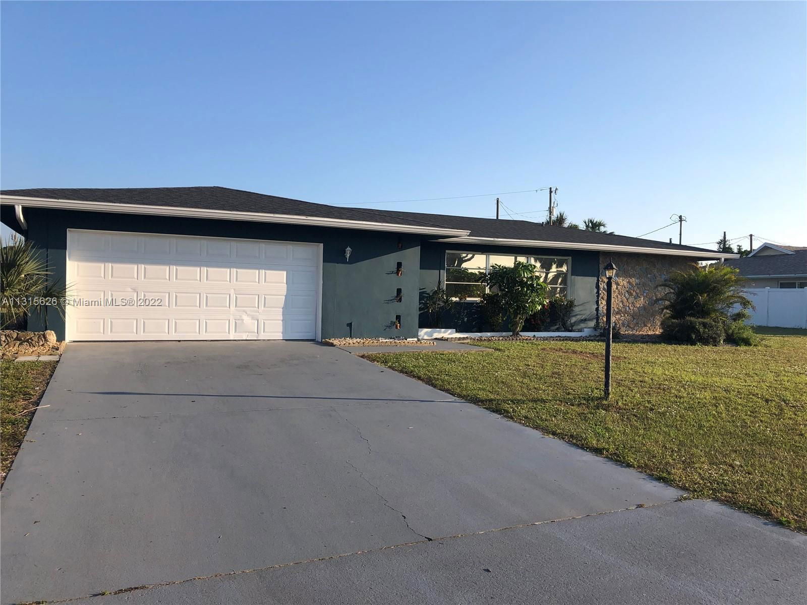 Real estate property located at 4223 Coronado Pkwy, Lee County, Cape Coral, FL
