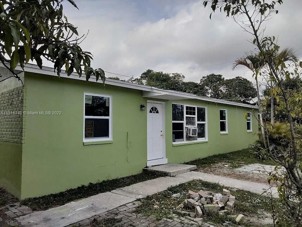 Real estate property located at 1100 31st St, Palm Beach County, Riviera Beach, FL