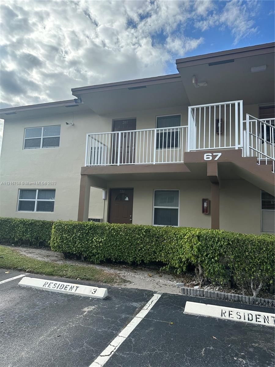 Real estate property located at 551 80th Ave #201, Broward County, Margate, FL