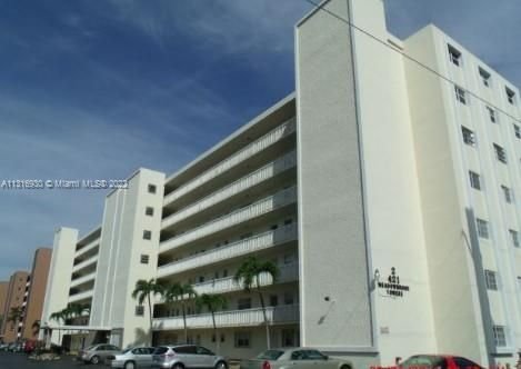 Real estate property located at 421 14th Ave #405, Broward County, Hallandale Beach, FL