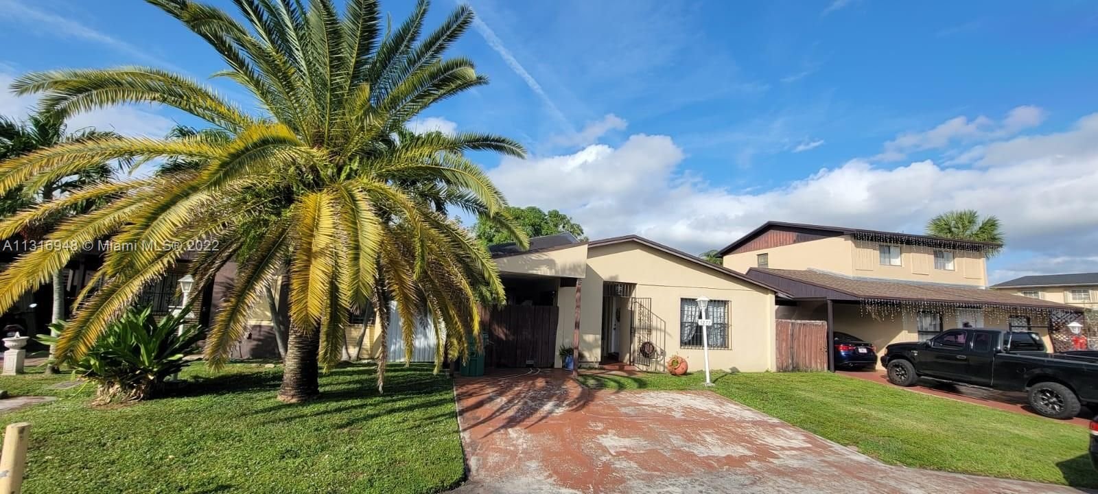 Real estate property located at 5277 192nd Ln, Miami-Dade County, Miami Gardens, FL
