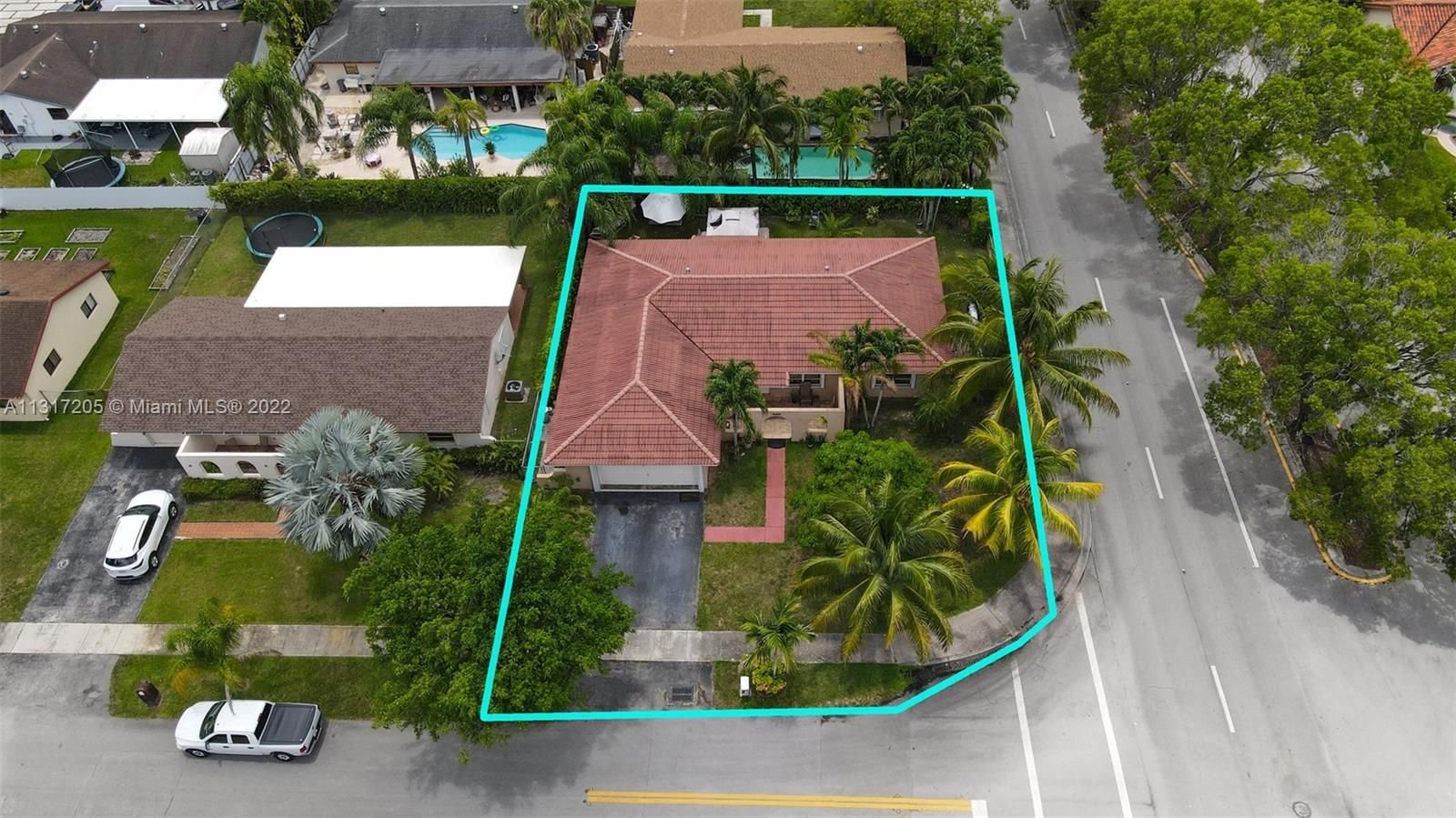 Real estate property located at 14120 44th St, Miami-Dade County, Miami, FL