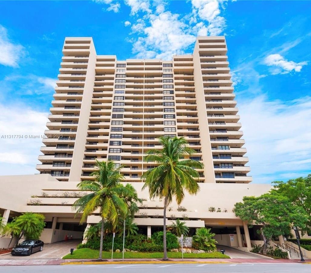 Real estate property located at 2555 Collins Ave #1904, Miami-Dade County, Miami Beach, FL