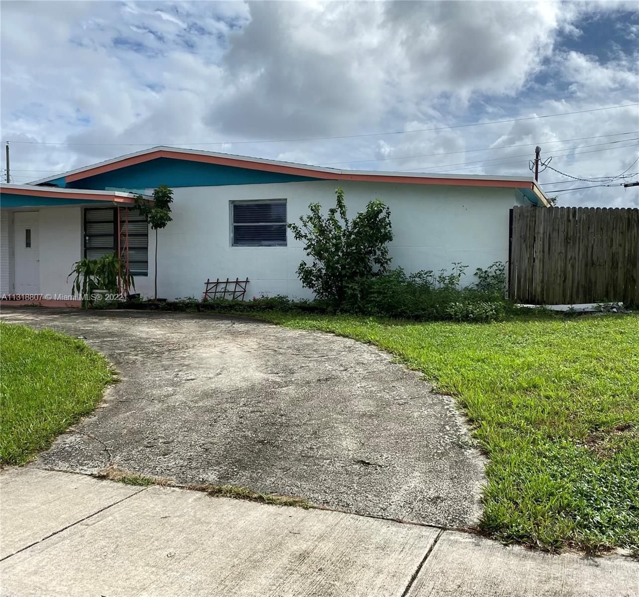 Real estate property located at 5930 39th Ct, Broward County, Davie, FL
