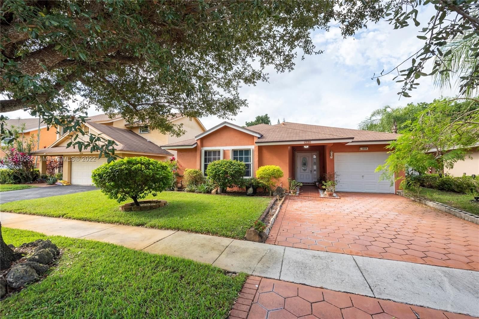 Real estate property located at 1220 97th Ter, Broward County, Pembroke Pines, FL