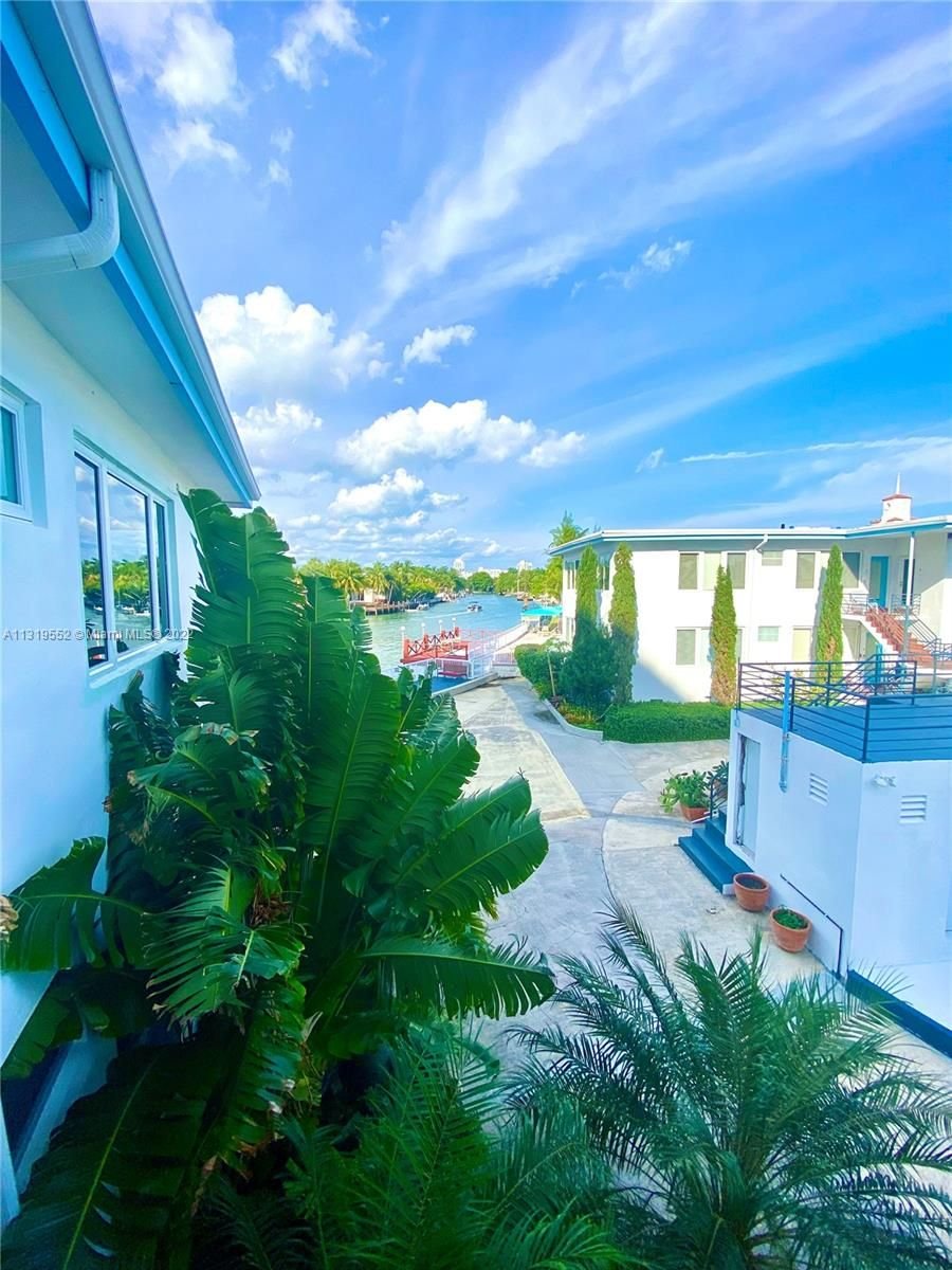 Real estate property located at 4710 Pine Tree Dr #48, Miami-Dade County, Miami Beach, FL