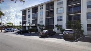 Real estate property located at 4501 21st Ave #111, Broward County, Fort Lauderdale, FL