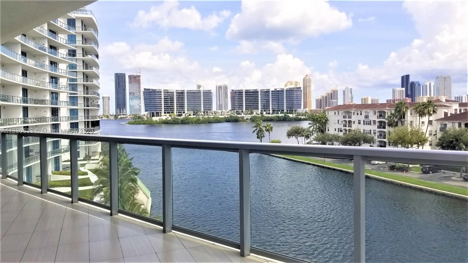 Real estate property located at 3250 188 St #401, Miami-Dade County, ECHO CONDO, Aventura, FL