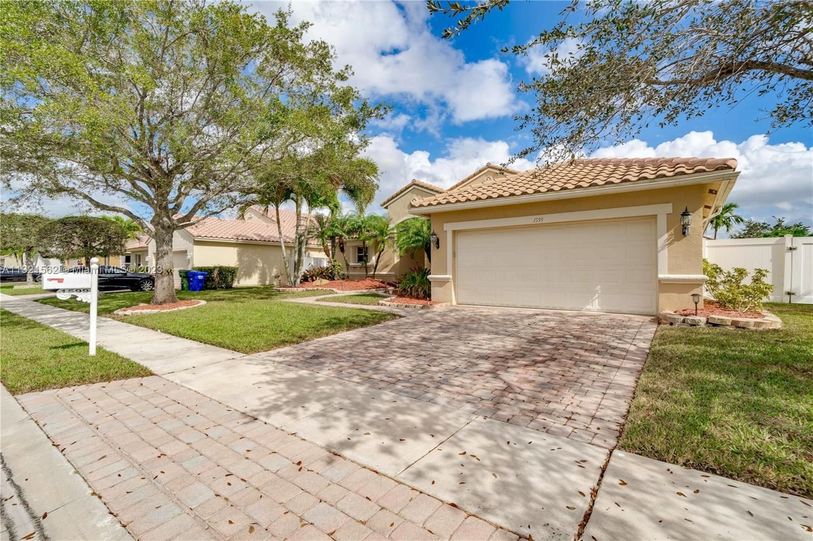 Real estate property located at 1599 191st Ter, Broward County, Pembroke Pines, FL