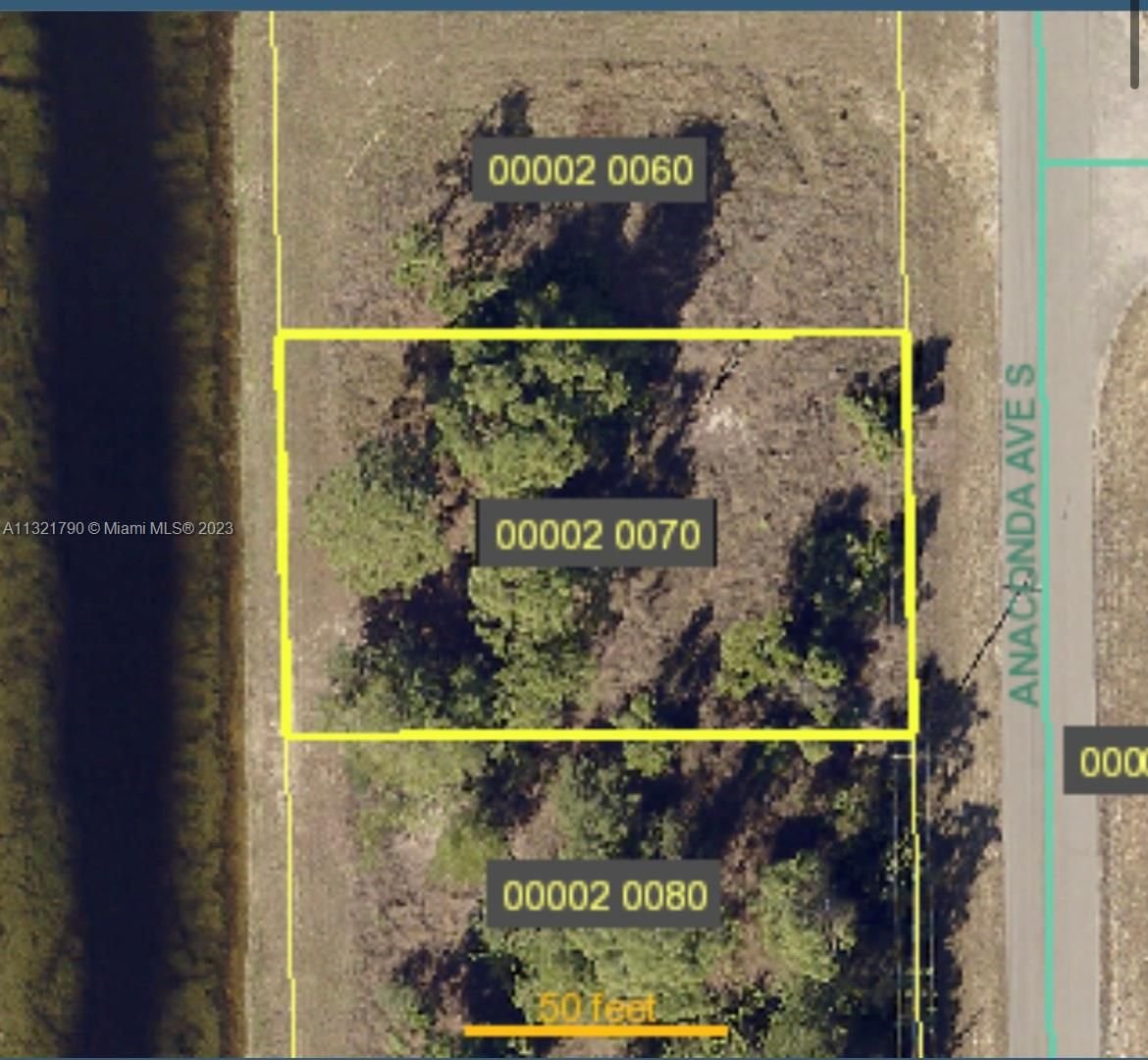 Real estate property located at 714 Anaconda Ave., South, Lee County, Lehigh Acres, FL