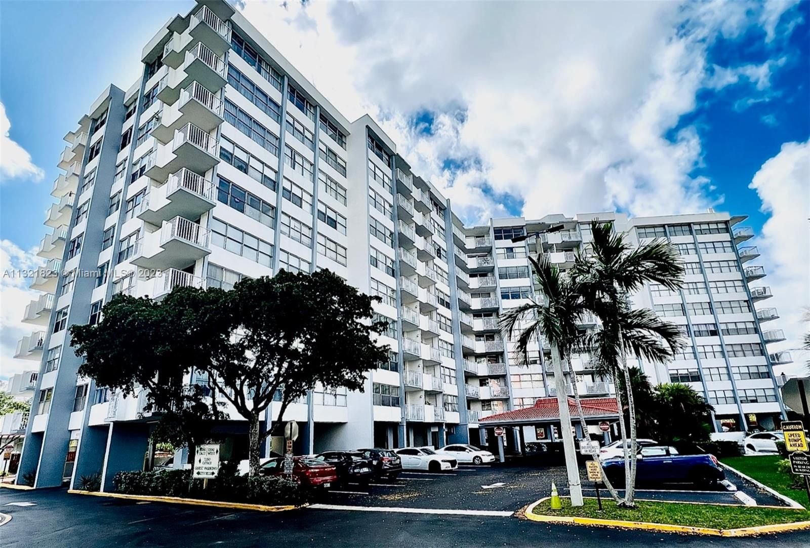 Real estate property located at 1200 Miami Gardens Dr #408W, Miami-Dade County, Miami, FL