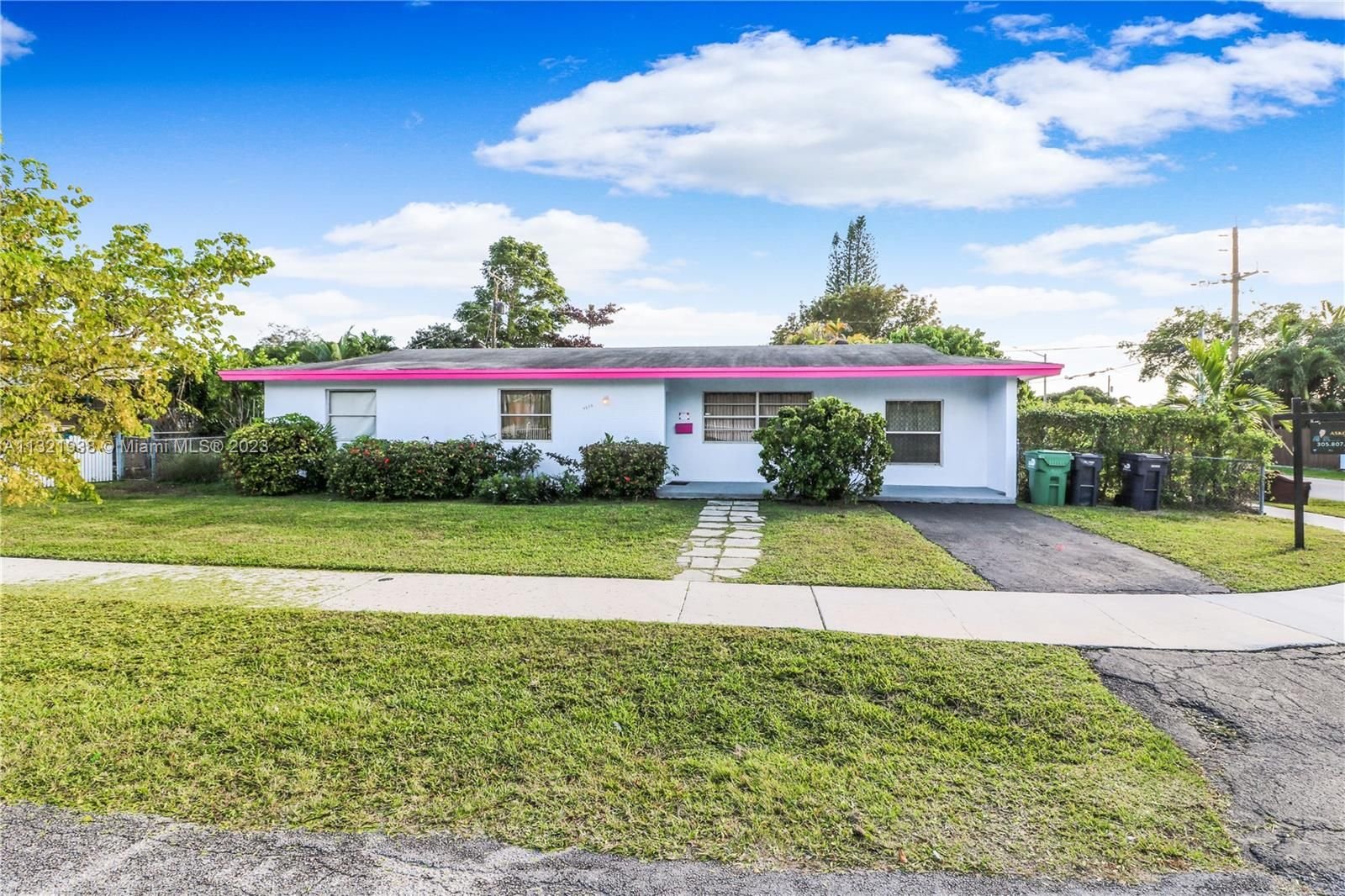 Real estate property located at 9870 164th Ter, Miami-Dade County, Miami, FL