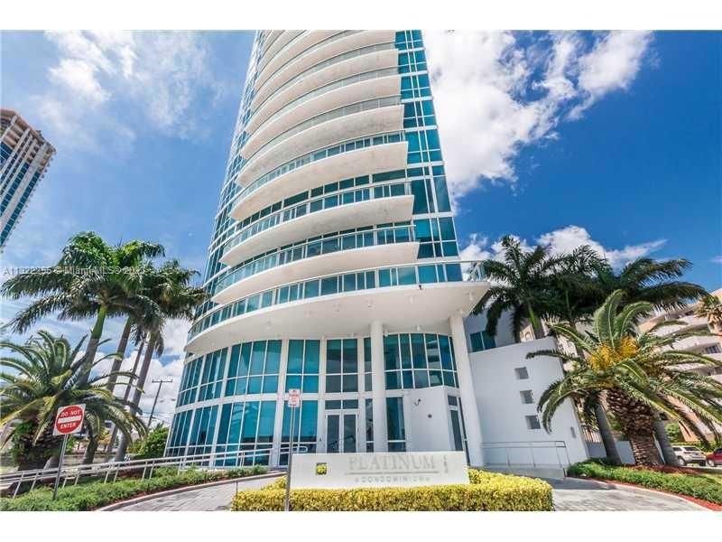 Real estate property located at 480 30 St #901, Miami-Dade County, Miami, FL