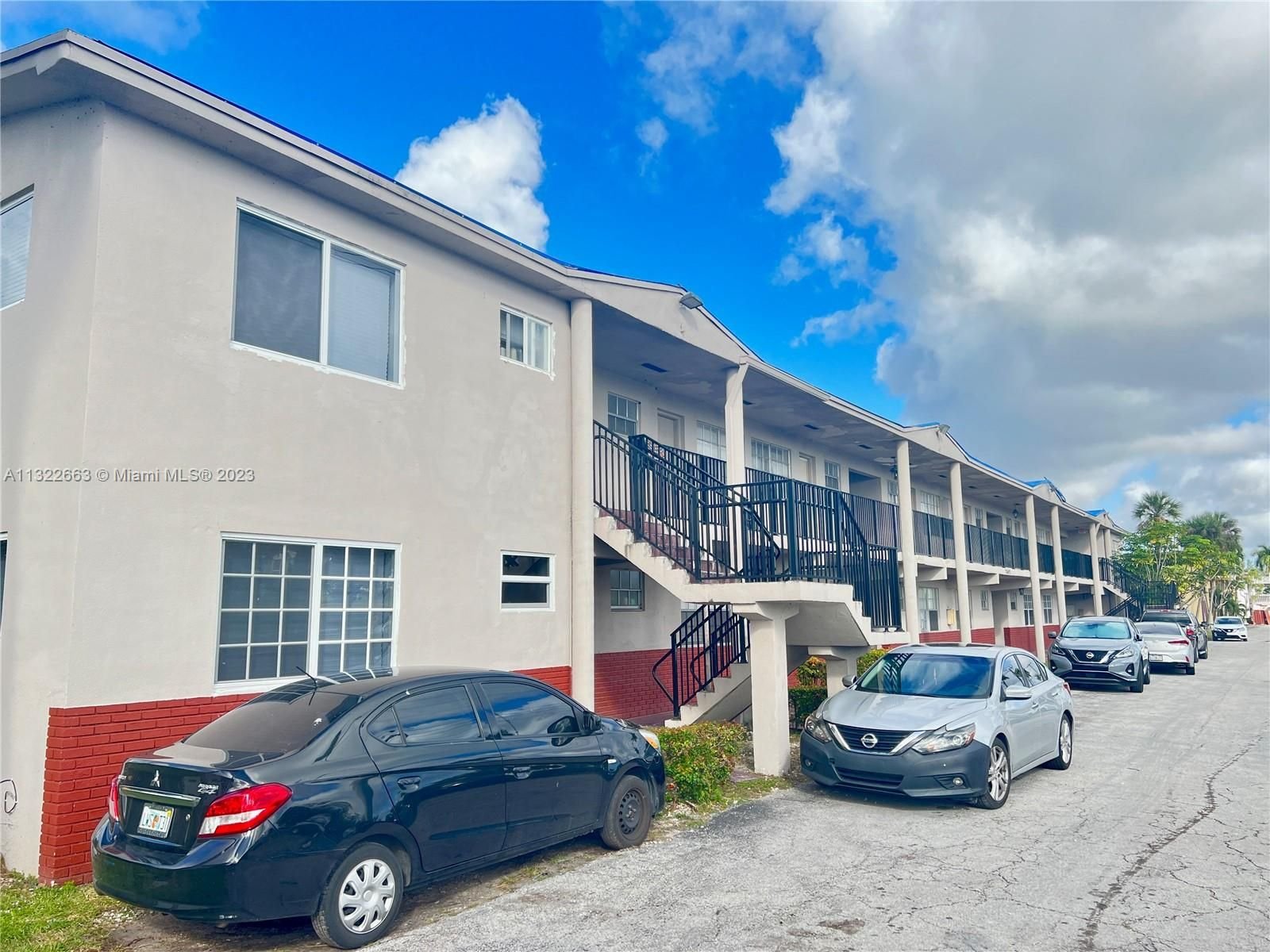 Real estate property located at 20490 7th Ave #9, Miami-Dade County, Miami Gardens, FL