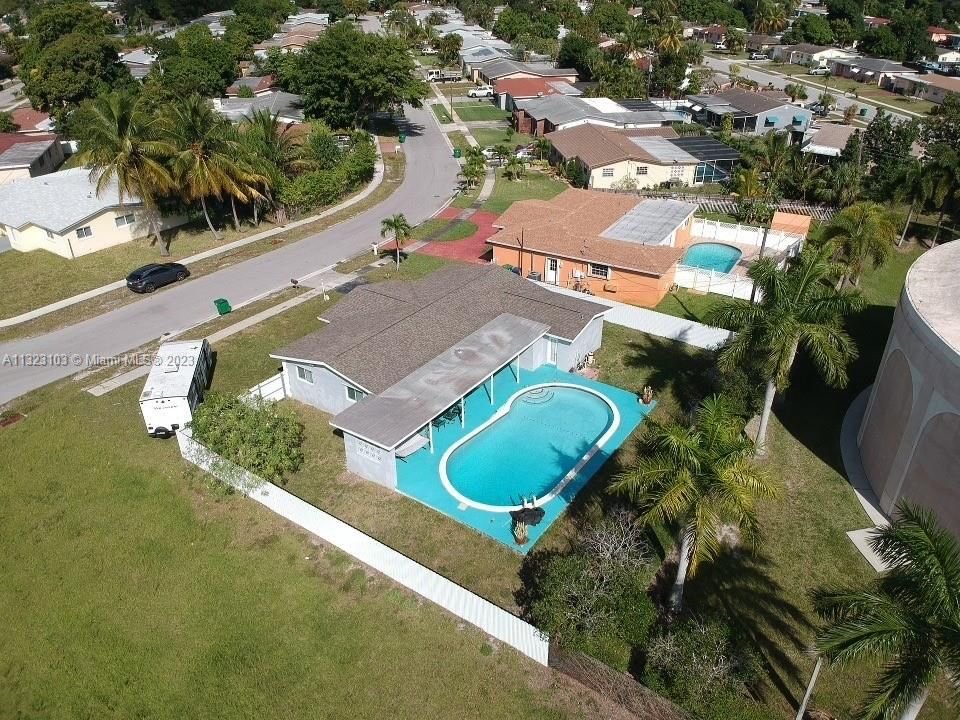 Real estate property located at 2281 67th Way, Broward County, Miramar, FL