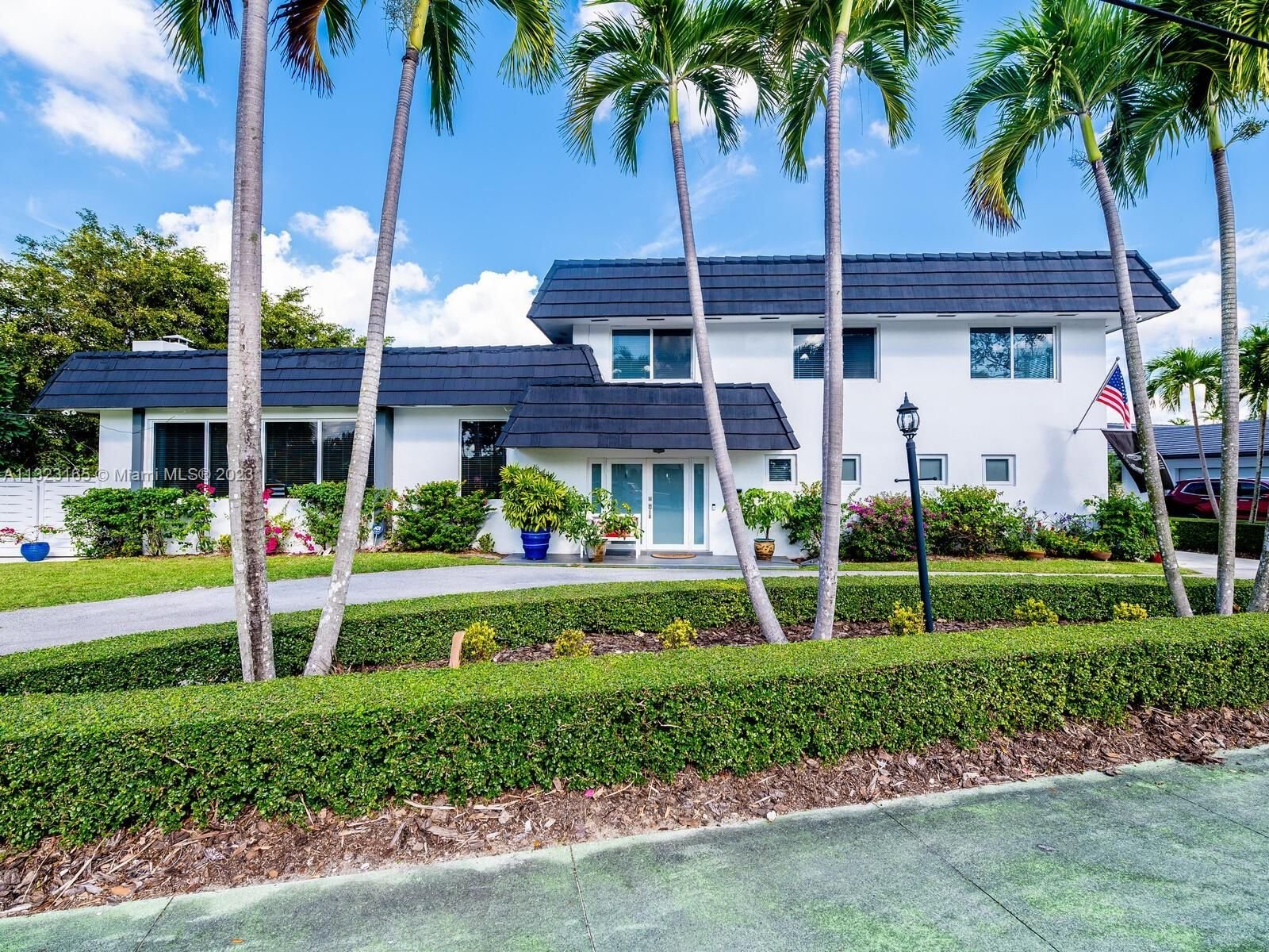 Real estate property located at 8605 56th St, Miami-Dade County, Miami, FL