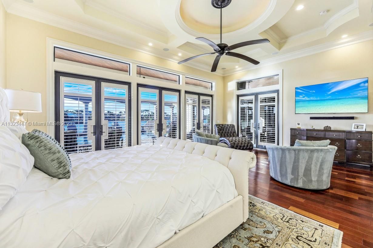 Real estate property located at 830 Copeland, Collier County, Marco Island, FL