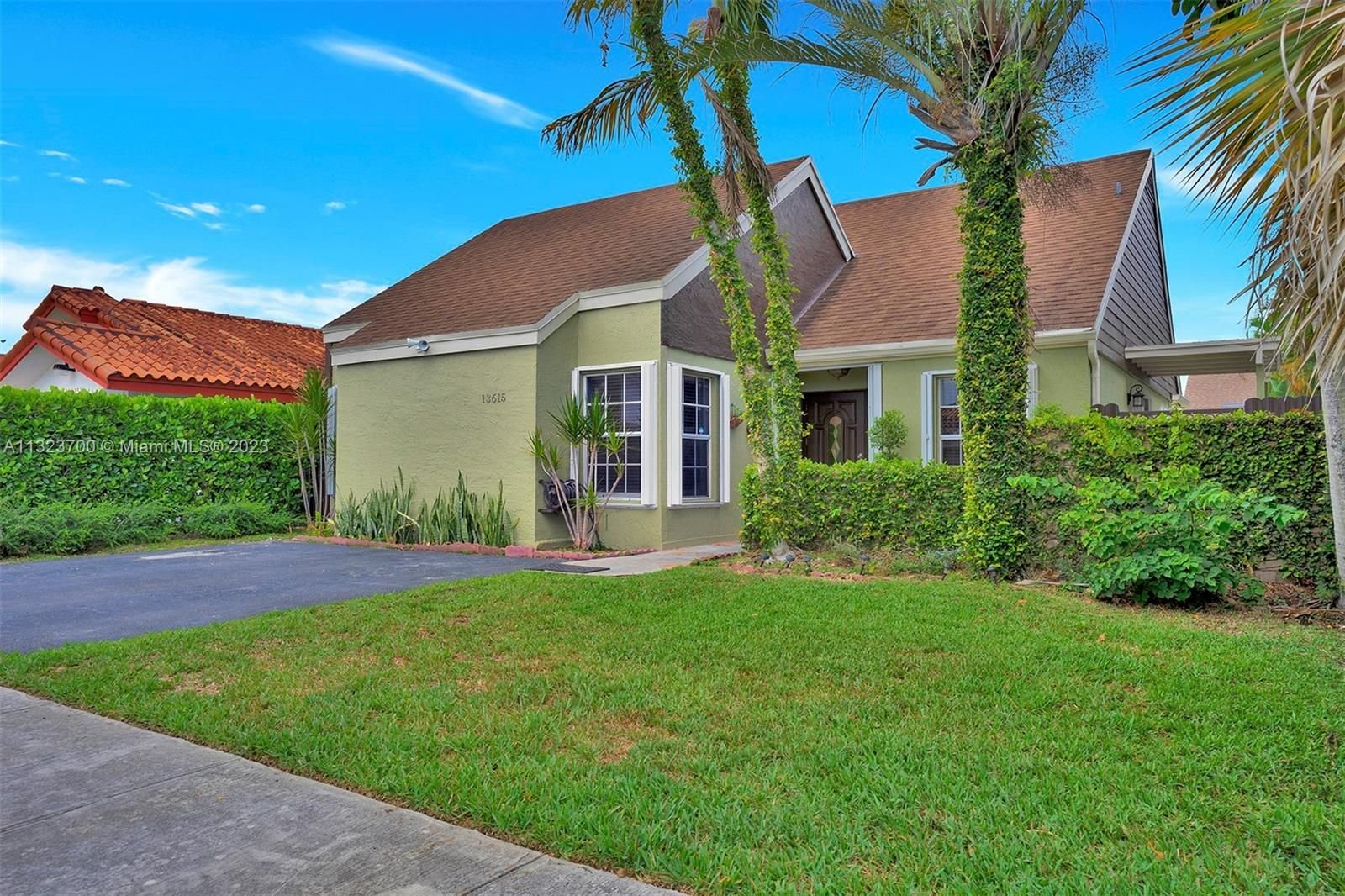 Real estate property located at 13615 99th St, Miami-Dade County, Miami, FL