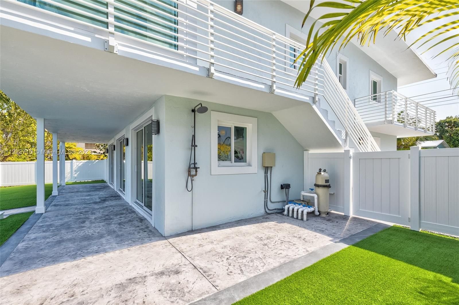 Real estate property located at 135 Coral Ave, Monroe County, Islamorada, FL