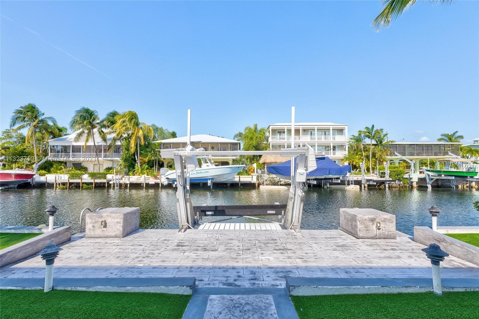 Real estate property located at 135 Coral Ave, Monroe County, Islamorada, FL