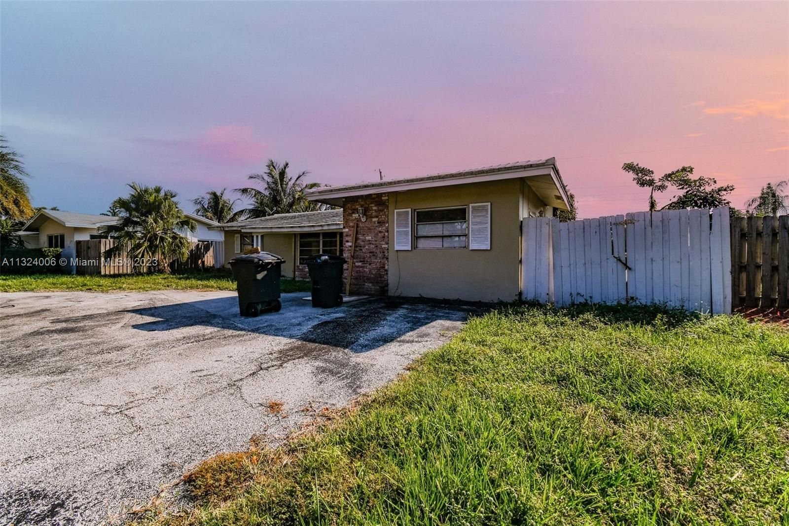 Real estate property located at 1960 32nd St, Broward County, Lighthouse Point, FL