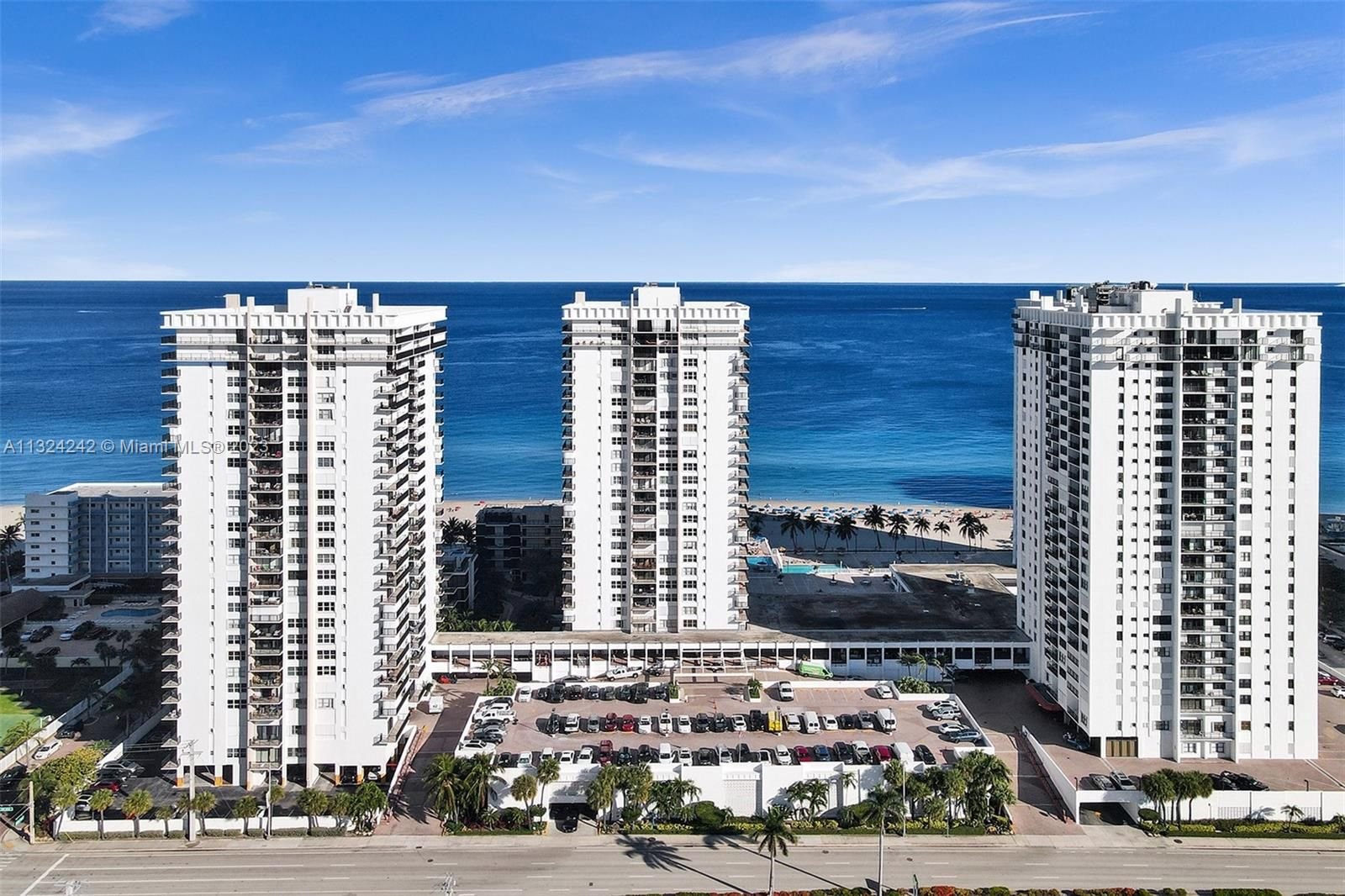 Real estate property located at 2201 Ocean Dr #301, Broward County, Hollywood, FL
