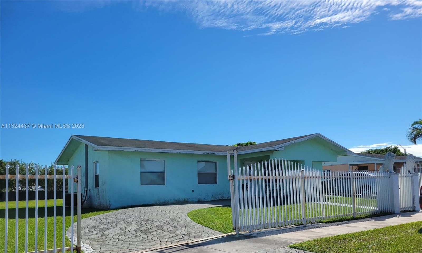 Real estate property located at 22535 113th Ct, Miami-Dade County, Miami, FL