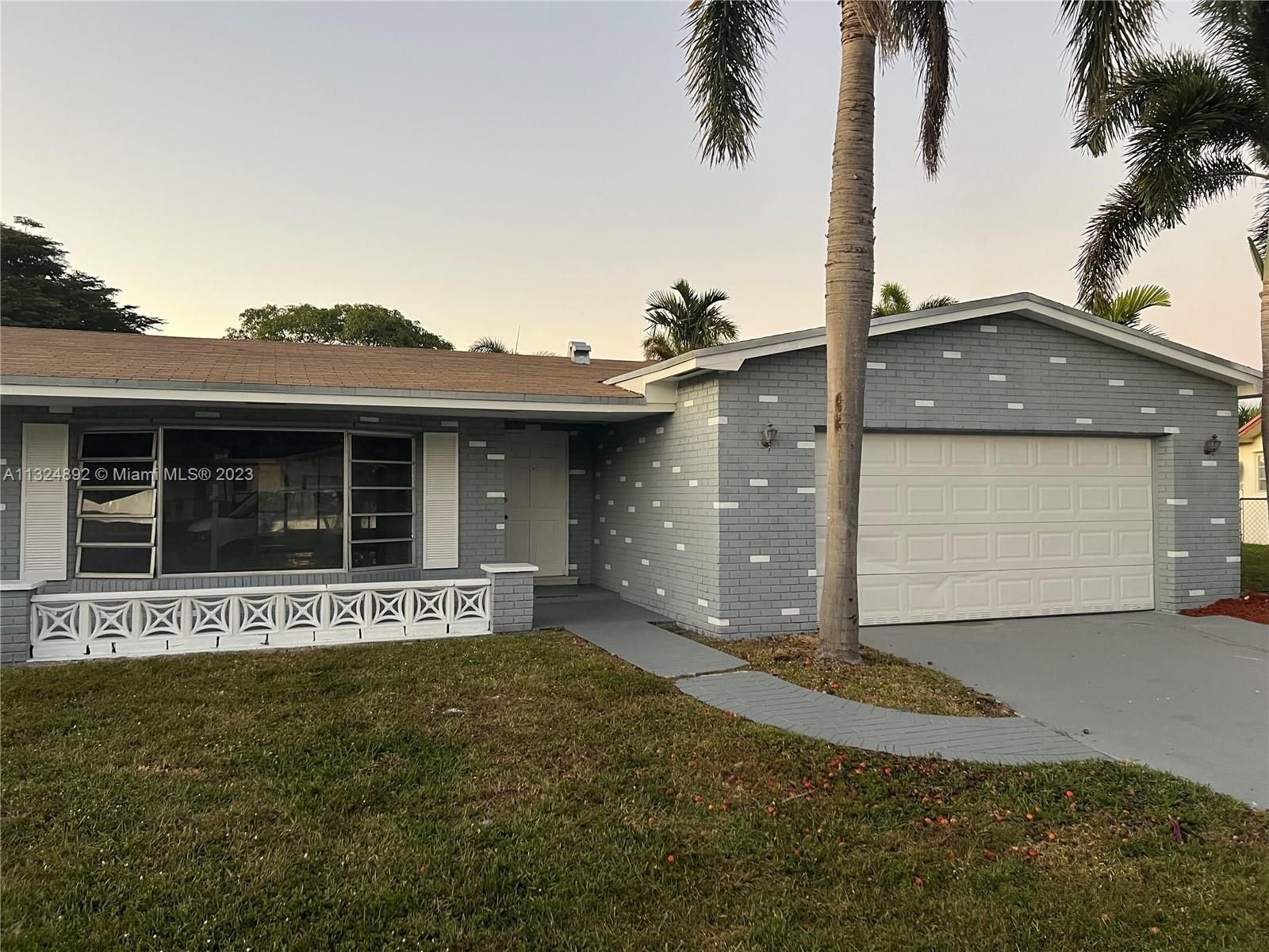 Real estate property located at 9511 5th St, Broward County, Pembroke Pines, FL