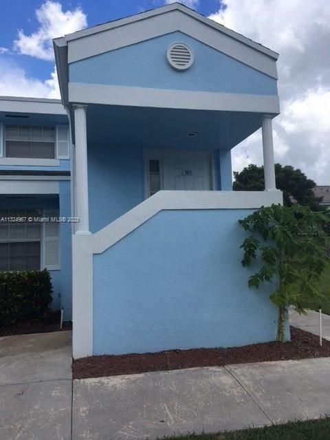 Real estate property located at 2014 26th Ln #207, Miami-Dade County, Homestead, FL