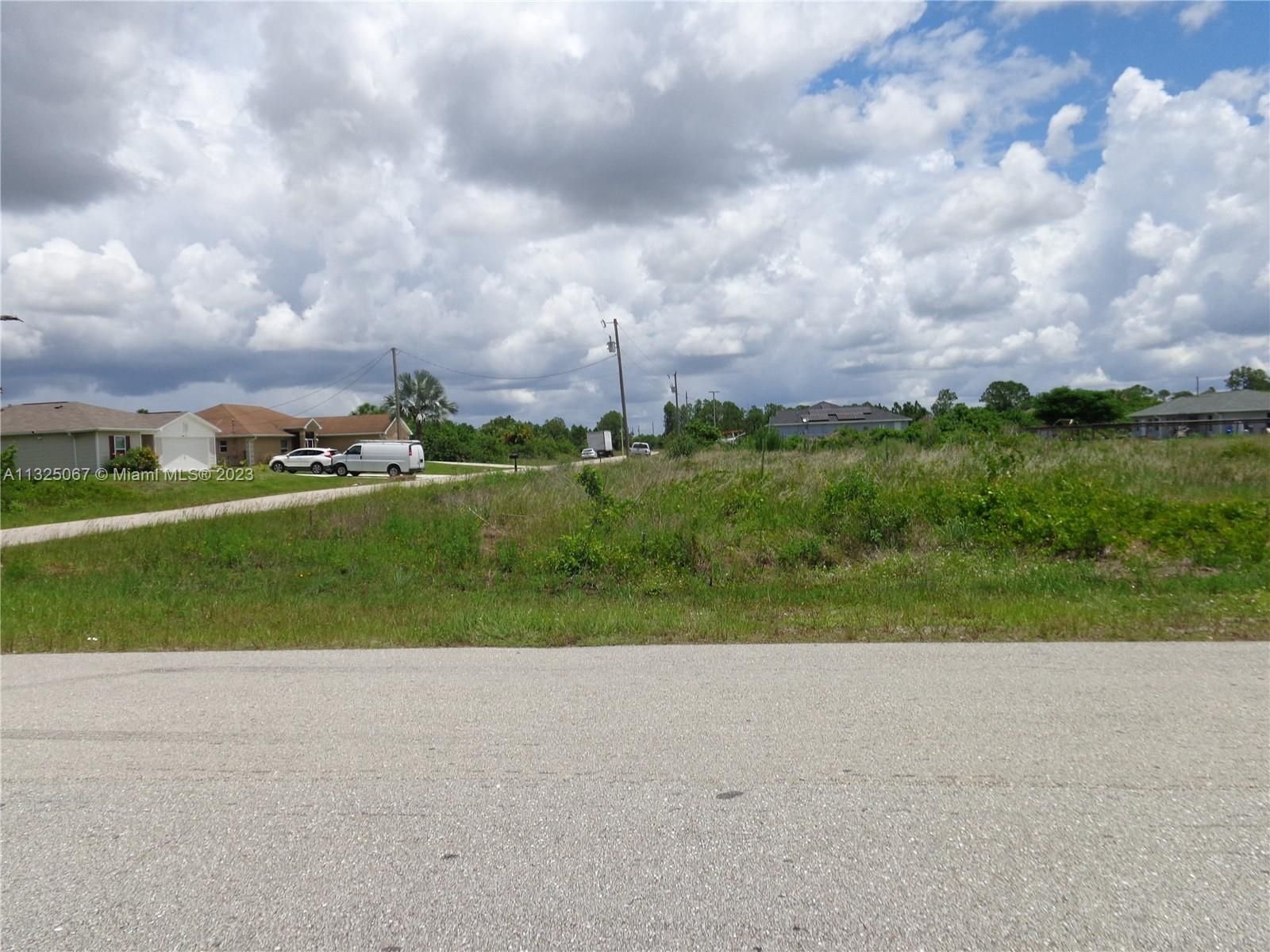 Real estate property located at 1068 Harwood  Ave S, Lee County, Lehigh Acres, FL