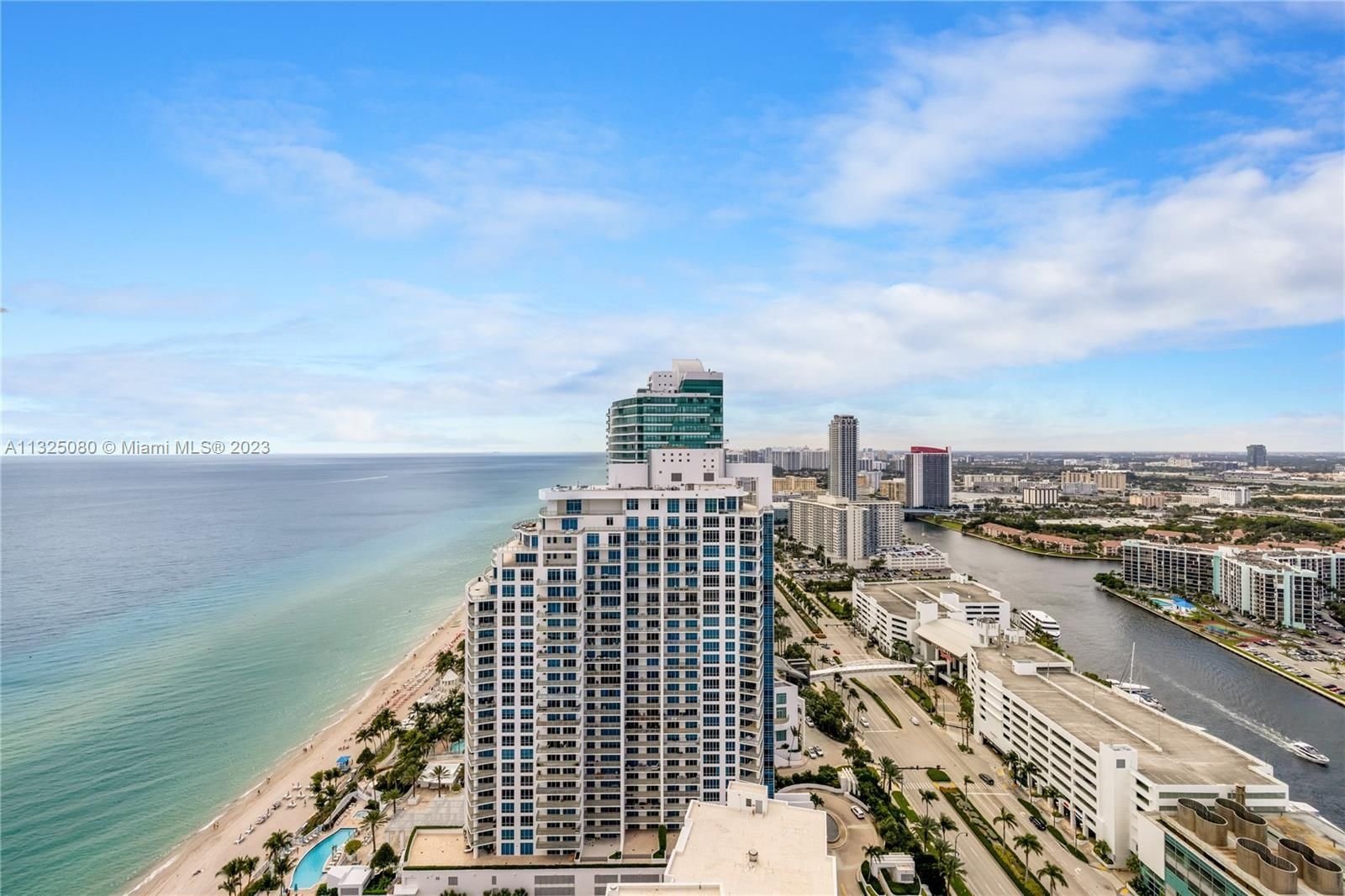 Real estate property located at 3101 Ocean Dr #3506, Broward County, Hollywood, FL