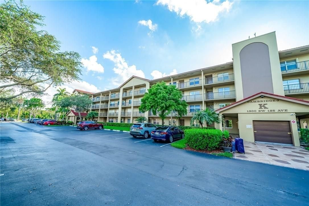 Real estate property located at 1300 125th Ave #305K, Broward County, Pembroke Pines, FL