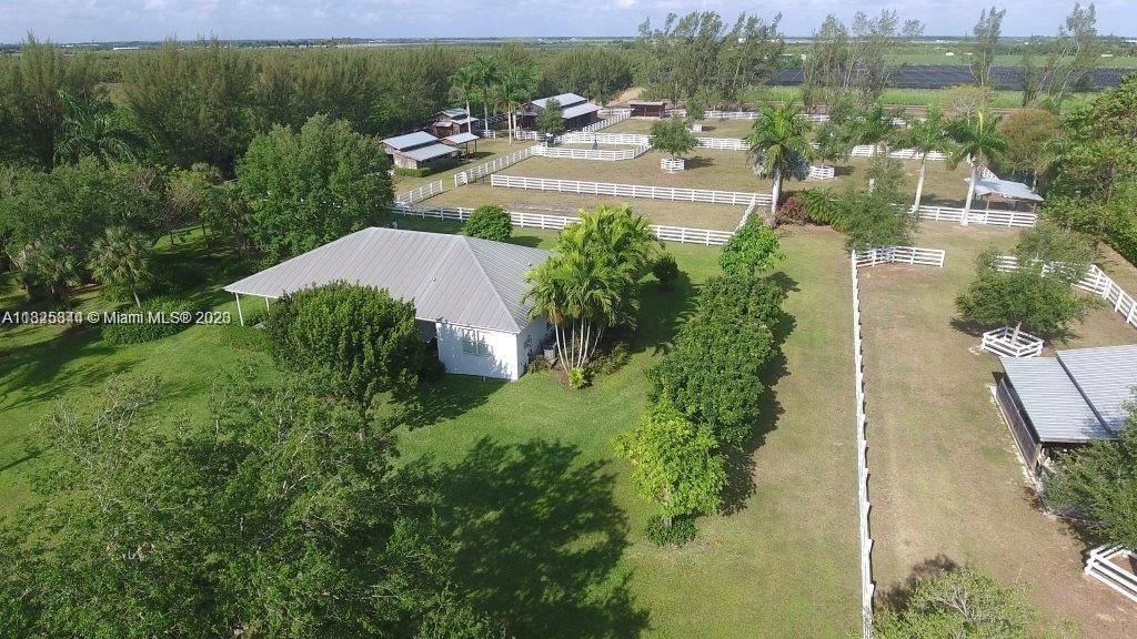 Real estate property located at 28320 207th Ave, Miami-Dade County, 10 AC EQUESTRIAN FAC, Homestead, FL