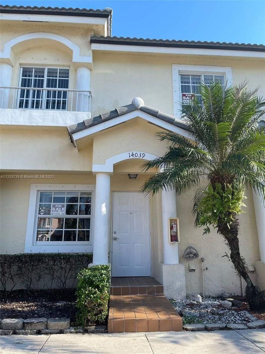 Real estate property located at 14039 121st Pl #4-24, Miami-Dade County, Miami, FL