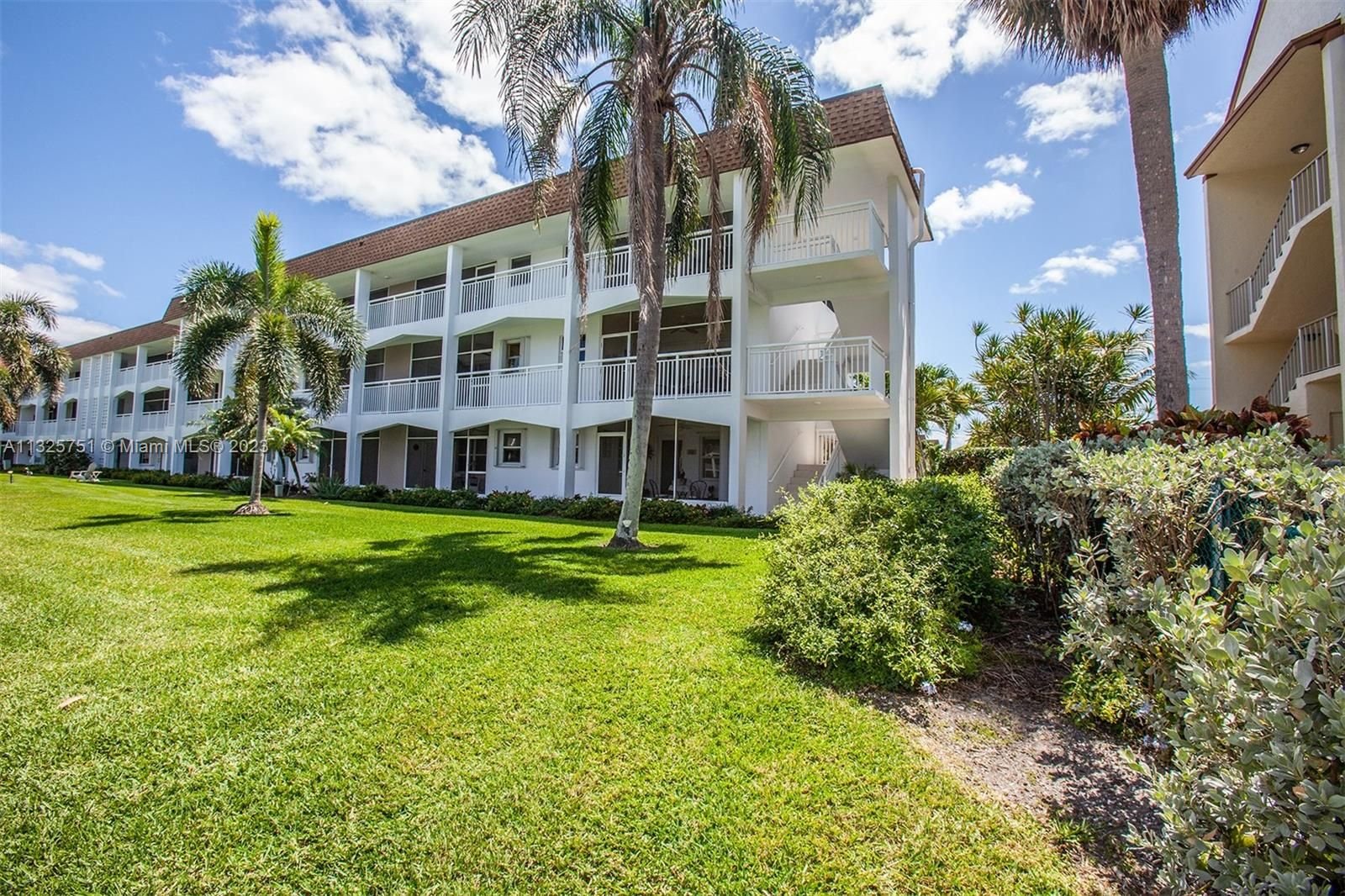 Real estate property located at 111 Shore Ct #101, Palm Beach County, North Palm Beach, FL
