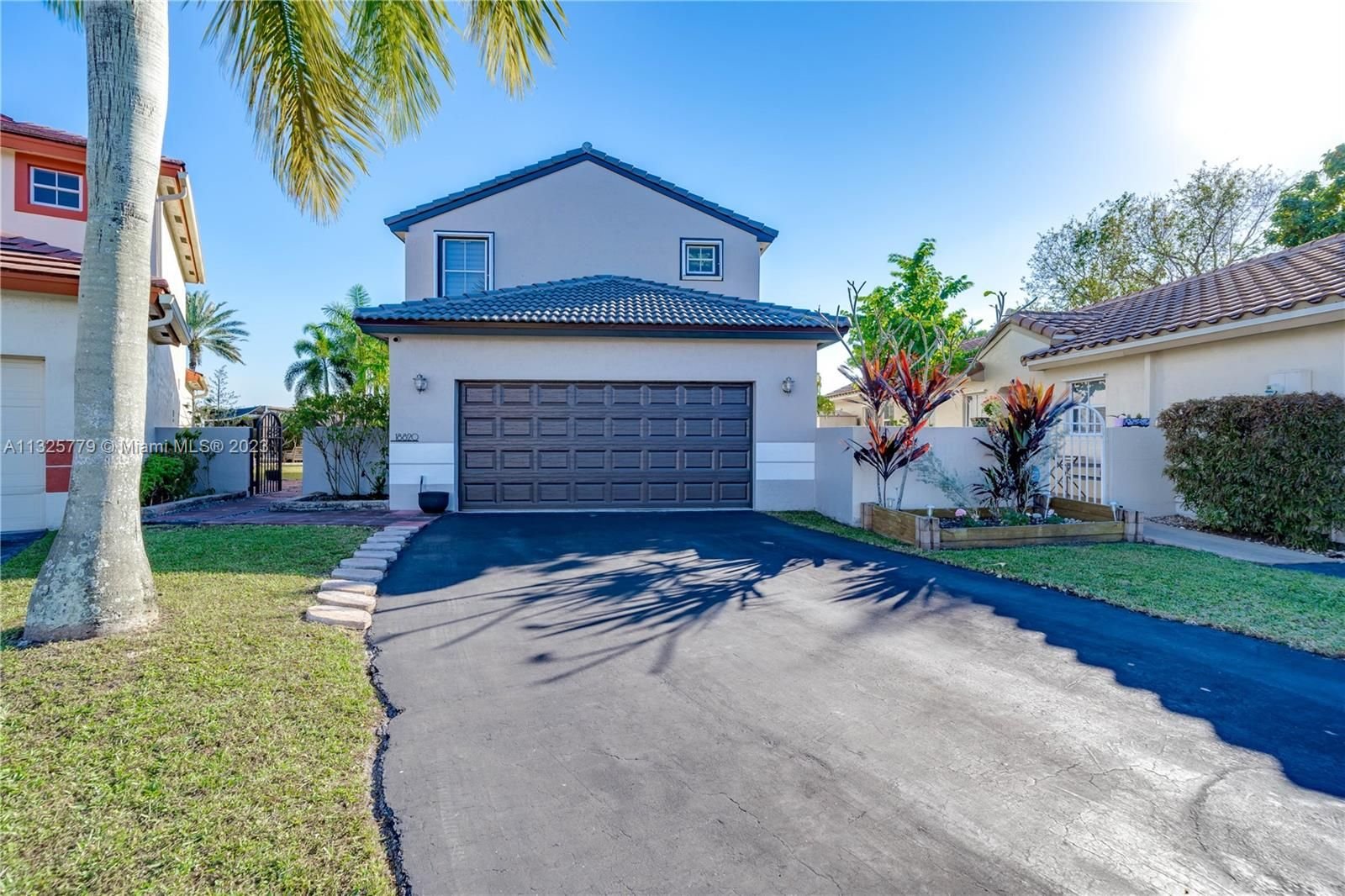Real estate property located at 18820 19th St, Broward County, Pembroke Pines, FL