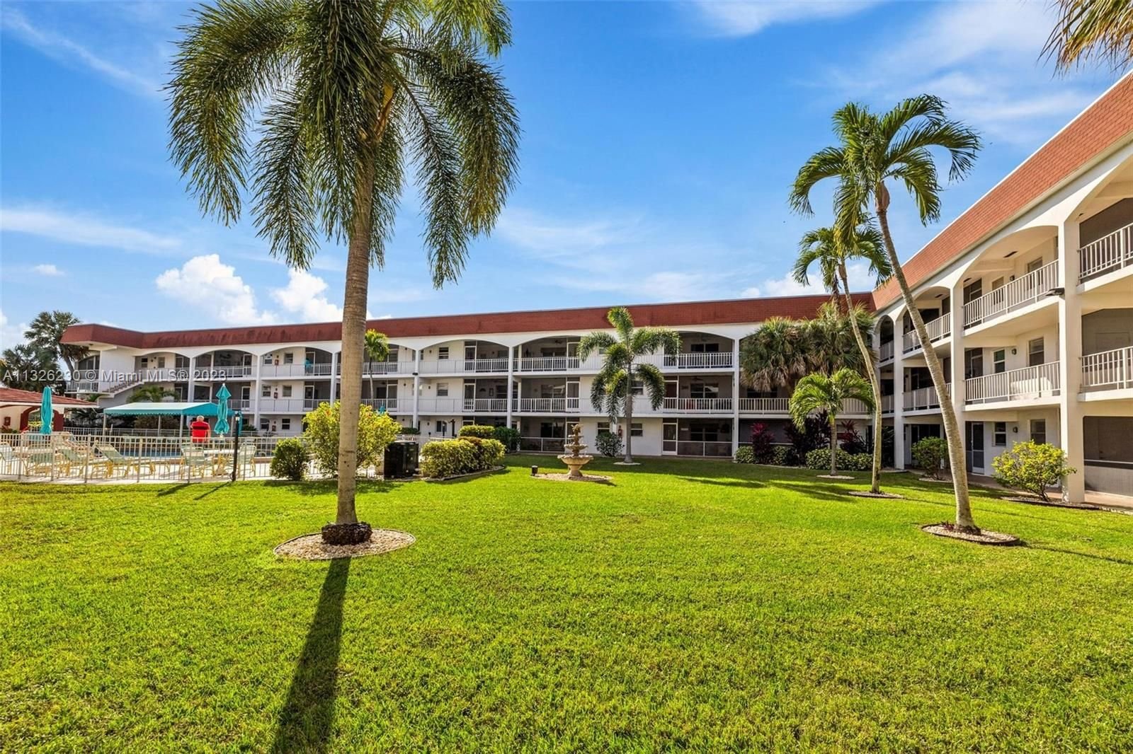 Real estate property located at 580 Egret Dr #124, Broward County, Hallandale Beach, FL