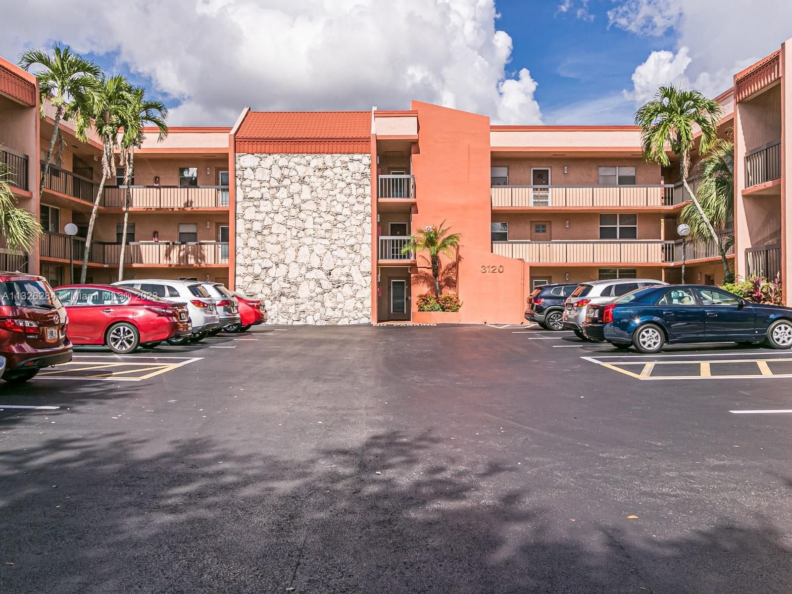 Real estate property located at 3120 Holiday Springs Blvd #210, Broward County, Margate, FL