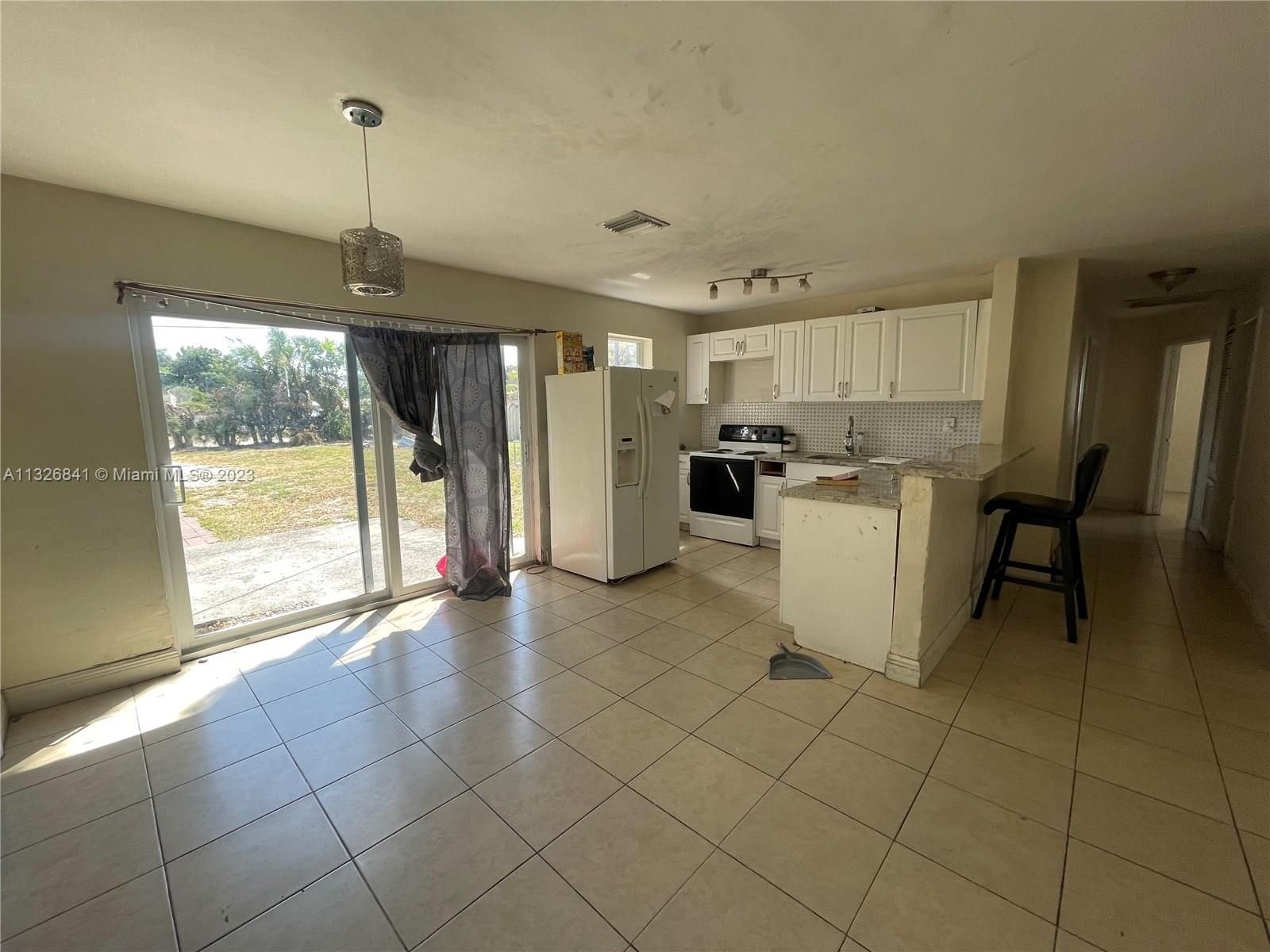 Real estate property located at 828 Burch Dr, Palm Beach County, West Palm Beach, FL