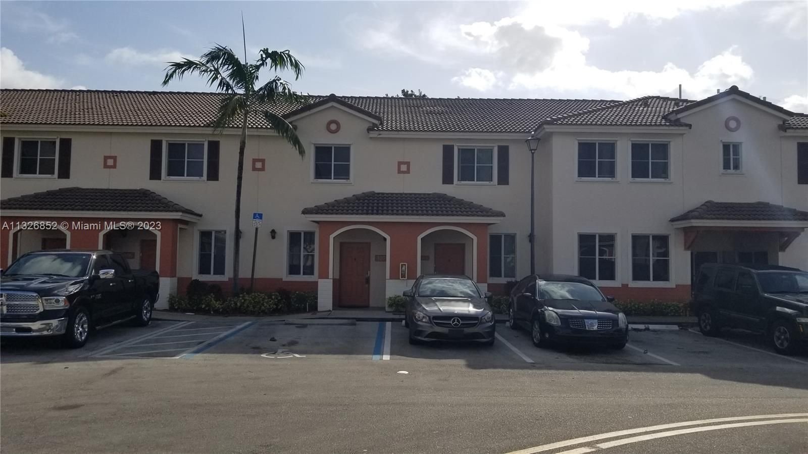 Real estate property located at 17335 7th Ave #307, Miami-Dade County, Miami Gardens, FL