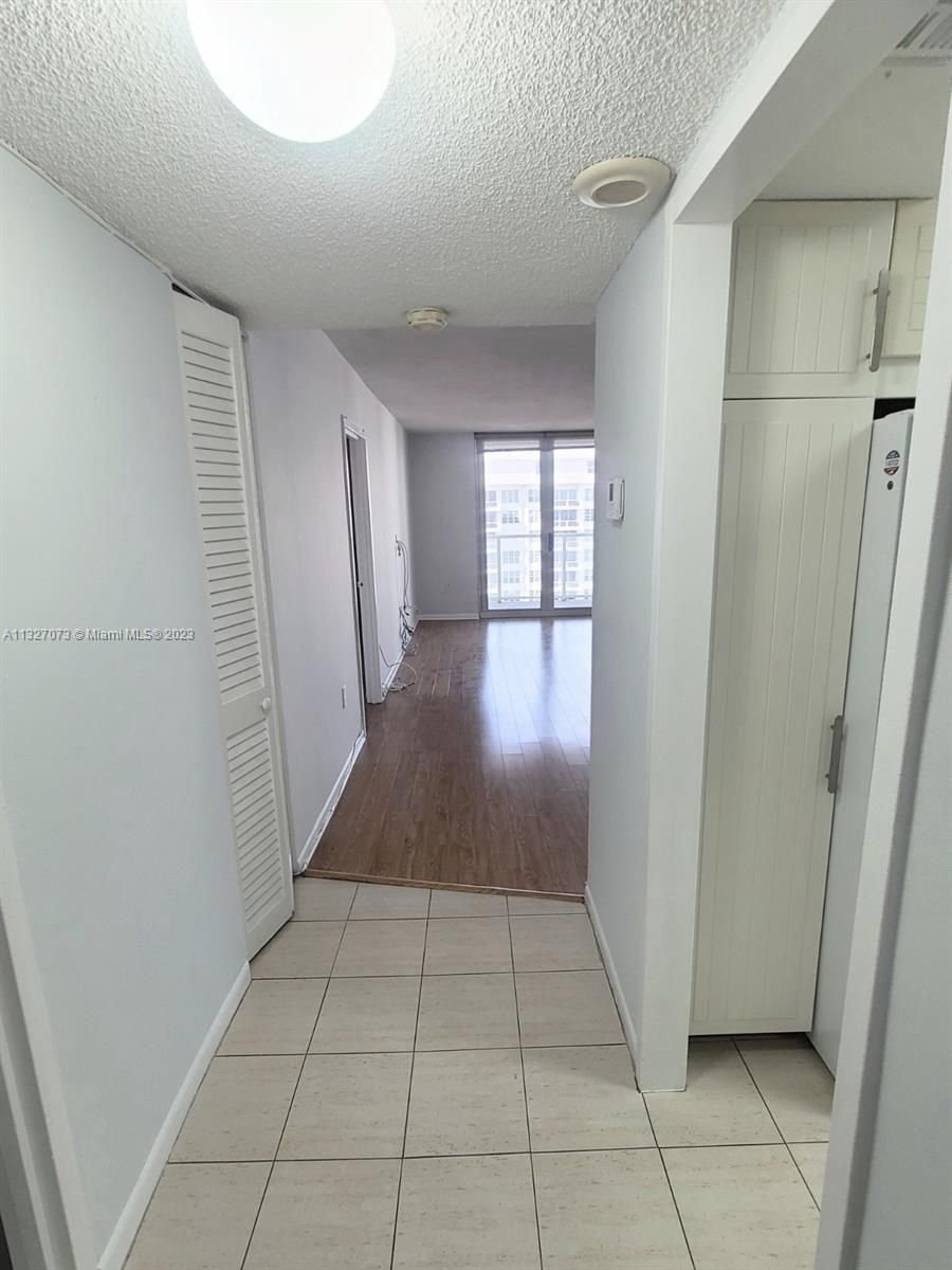 Real estate property located at 5701 Collins Ave #1509, Miami-Dade County, Miami Beach, FL