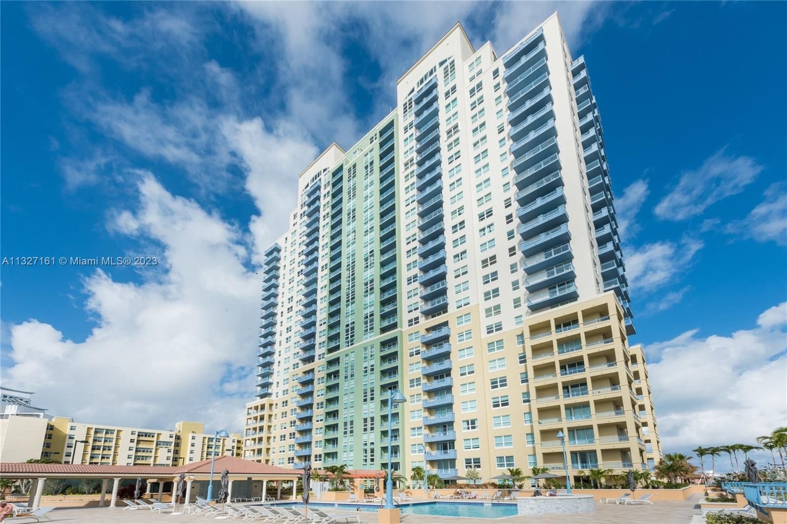 Real estate property located at 90 Alton Rd #706, Miami-Dade County, Miami Beach, FL