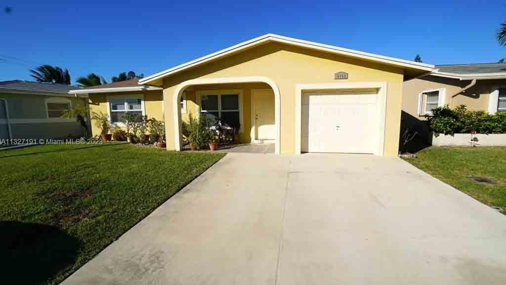 Real estate property located at 6103 72nd Ave, Broward County, Tamarac, FL