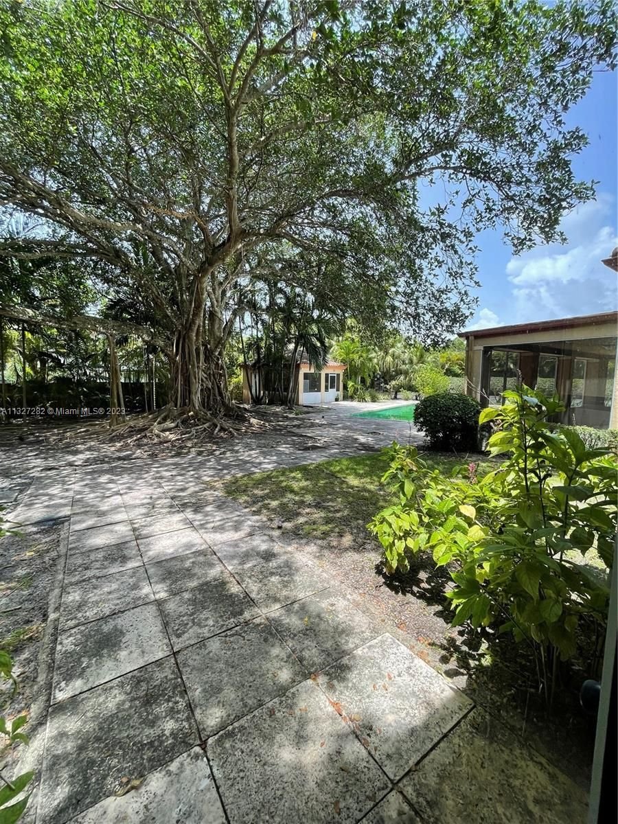 Real estate property located at 14950 71st Ave, Miami-Dade County, Palmetto Bay, FL