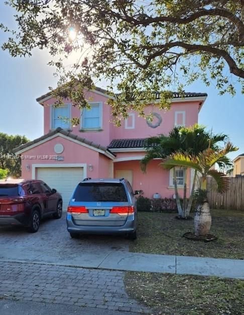 Real estate property located at 1972 11th St, Miami-Dade County, SHORES AT KEYS GATE, Homestead, FL