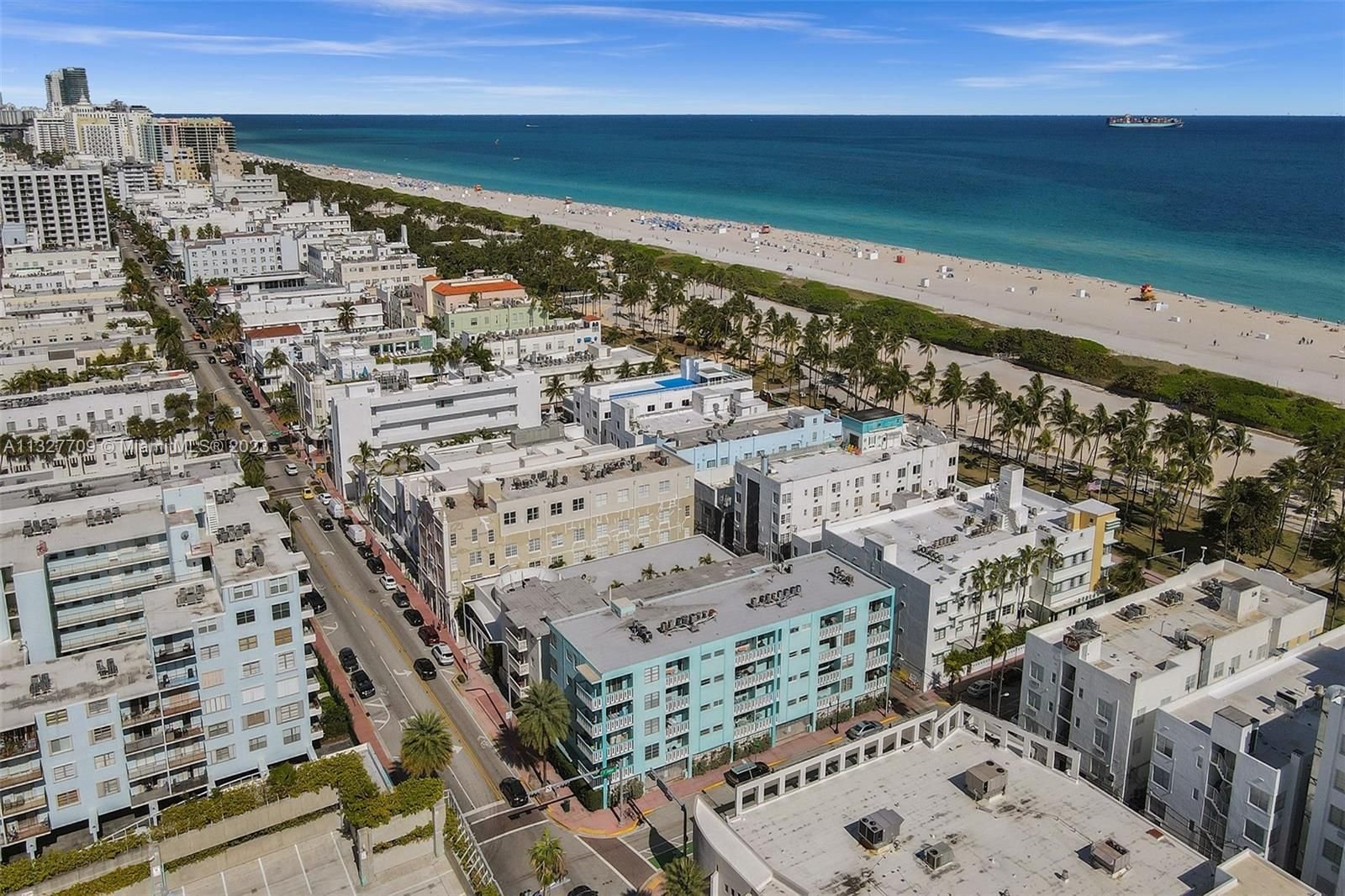 Real estate property located at 713 Collins Ave #41, Miami-Dade County, Miami Beach, FL