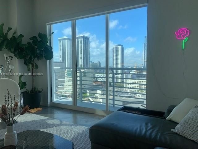 Real estate property located at 133 2nd Ave #2213, Miami-Dade County, Miami, FL