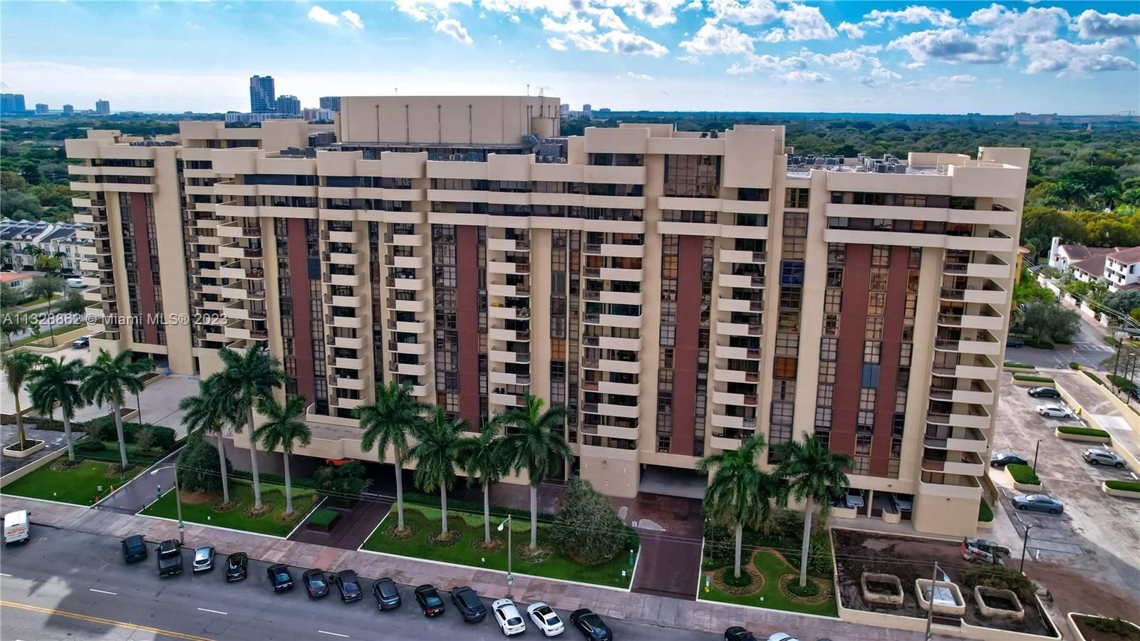Real estate property located at 600 Biltmore Way #1219, Miami-Dade County, Coral Gables, FL