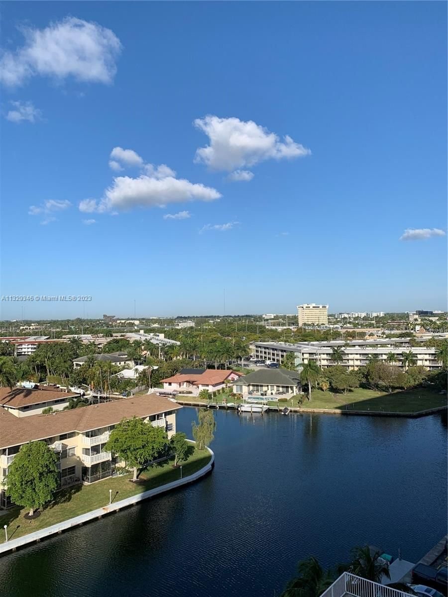 Real estate property located at 427 Golden Isles Dr #9B, Broward County, Hallandale Beach, FL