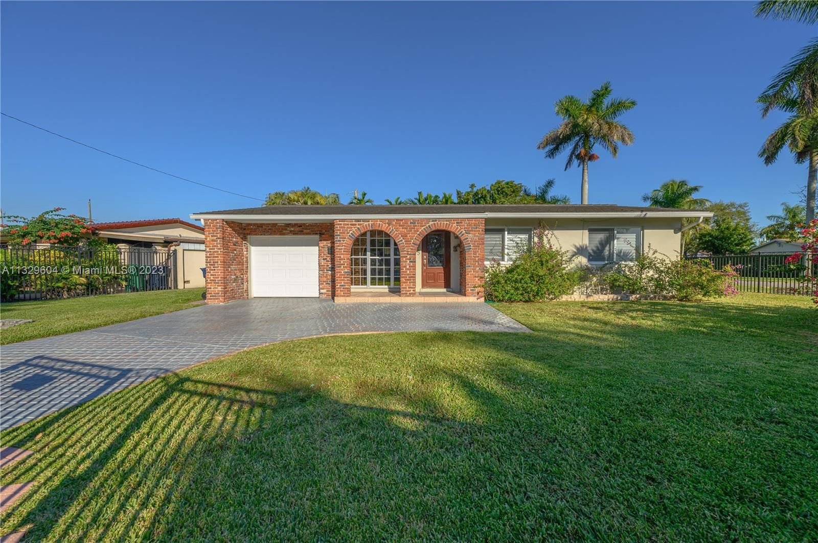 Real estate property located at 4655 94th Ct, Miami-Dade County, Miami, FL